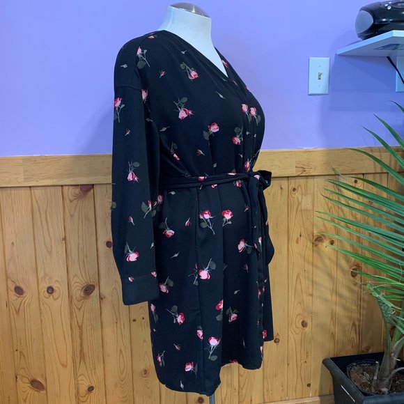 Dynamite Black Floral Long Sleeved belted Dress or tunic - Picture 2 of 7